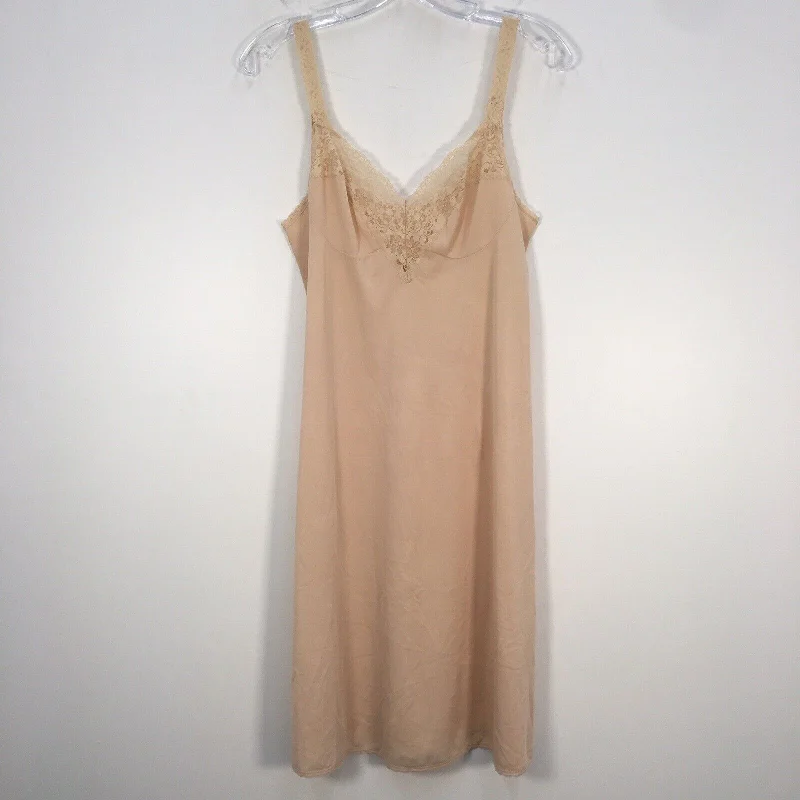 Low Prices VTG Vassarette Beige Nude Lace Trim Slip Dress Nightgown Womens Size 34 F Low Prices VTG Vassarette Beige Nude Lace Trim Slip Dress Nightgown Womens Size 34 F