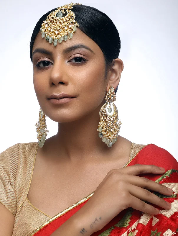 Take Advantage Kundan Teeka With Earrings - MRR171