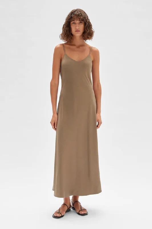 Don’t Miss Out Assembly Ena Silk Dress Dune