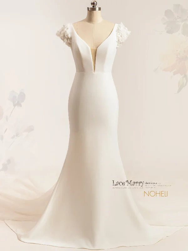 Reduced Prices NOHELI / Minimalist Wedding Dress with Sexy Plunge Neck