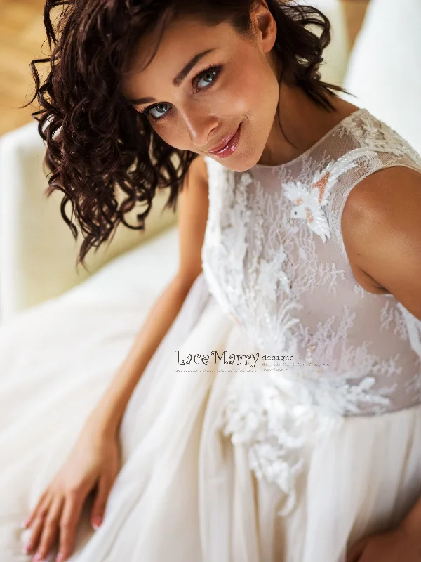 Amazing Deals Charming Lace Wedding Dress with Flowers and Birds Beaded Embroidery Amazing Deals Charming Lace Wedding Dress with Flowers and Birds Beaded Embroidery