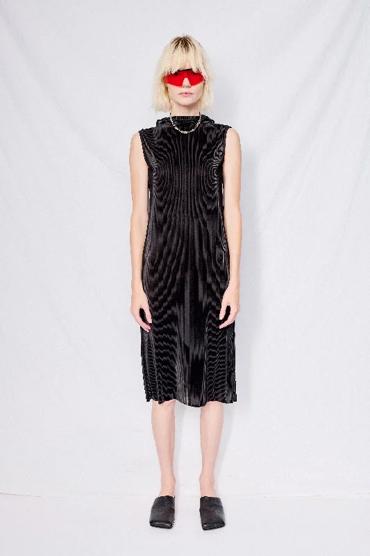 New Arrival Black Micropleat Sleeveless Mockneck Dress