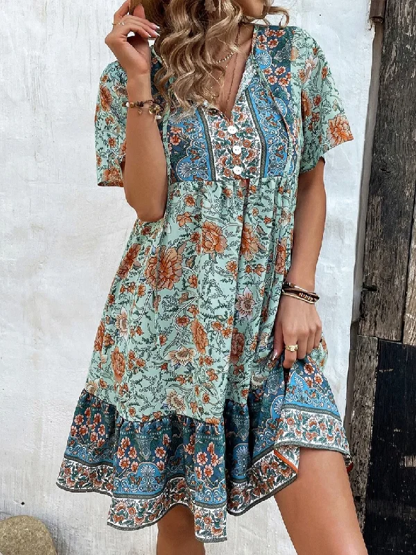 Closeout Women's Regular Fit Floral Boho V Neck Dress F4121