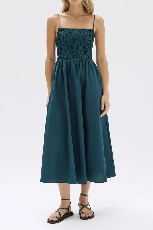 Closeout Assembly Aubrey Rouched Dress Atlas
