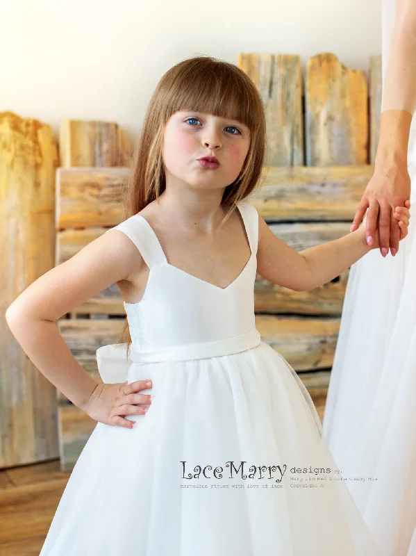 Big Savings NENETTE / Simple Elegant Flower Girl Dress