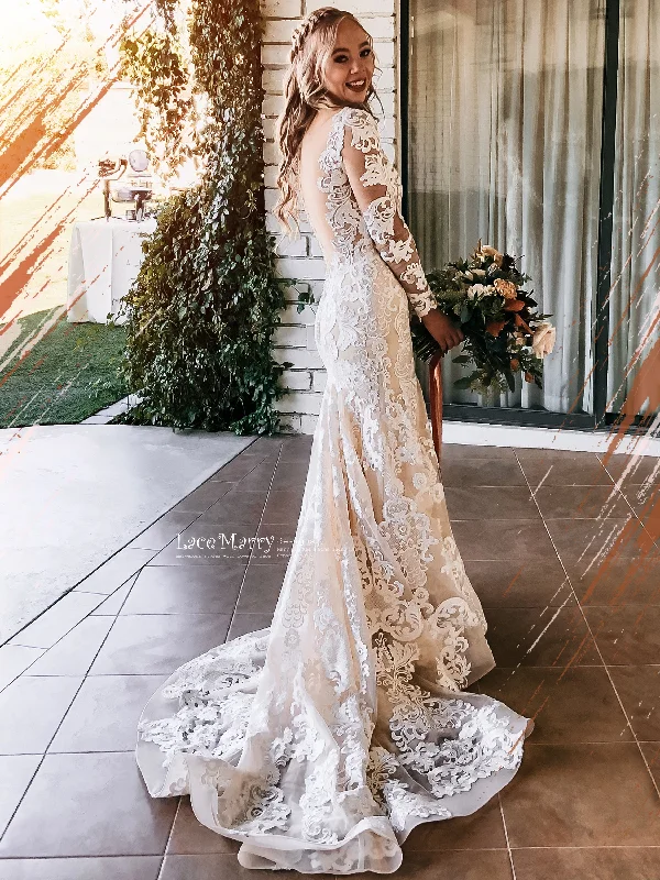 Unmissable Offer SKYE / Gorgeous Fitted Lace Wedding Dress with Long Sleeves