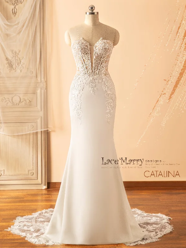 Exclusive Deal CATALINA / Breathtaking Wedding Dress with Plunge Neckline