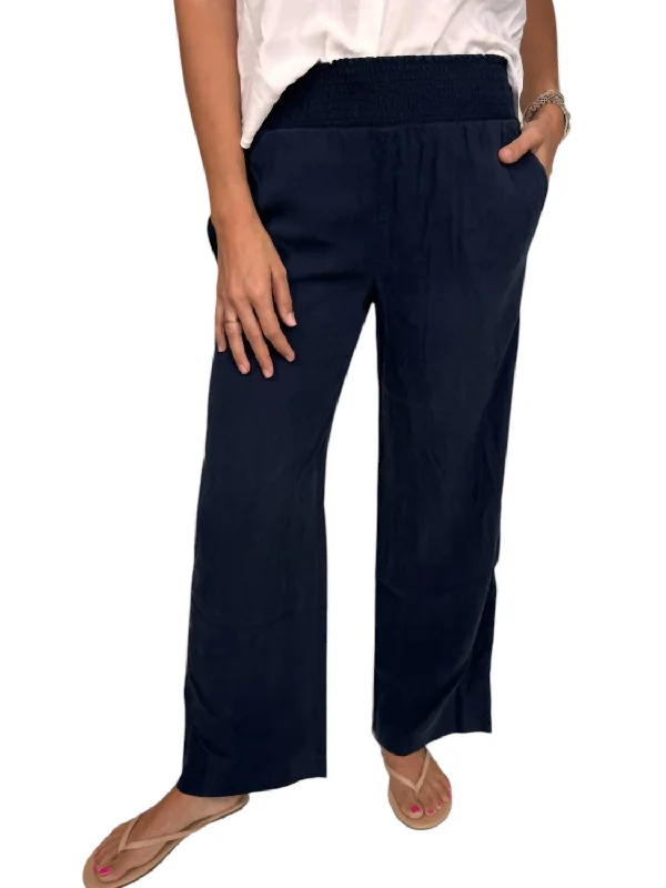 Wide Leg Pants In Navy