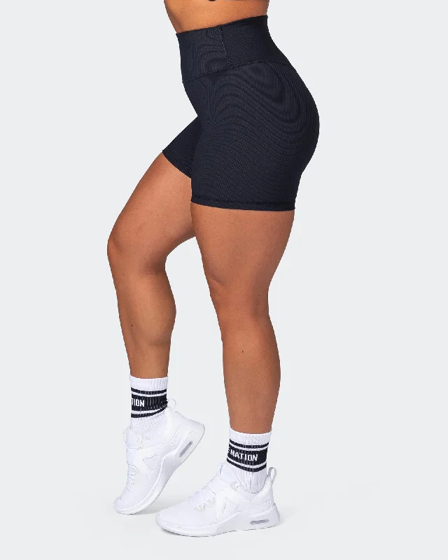 Super Sale Zero Rise Rib Midway Shorts - Black