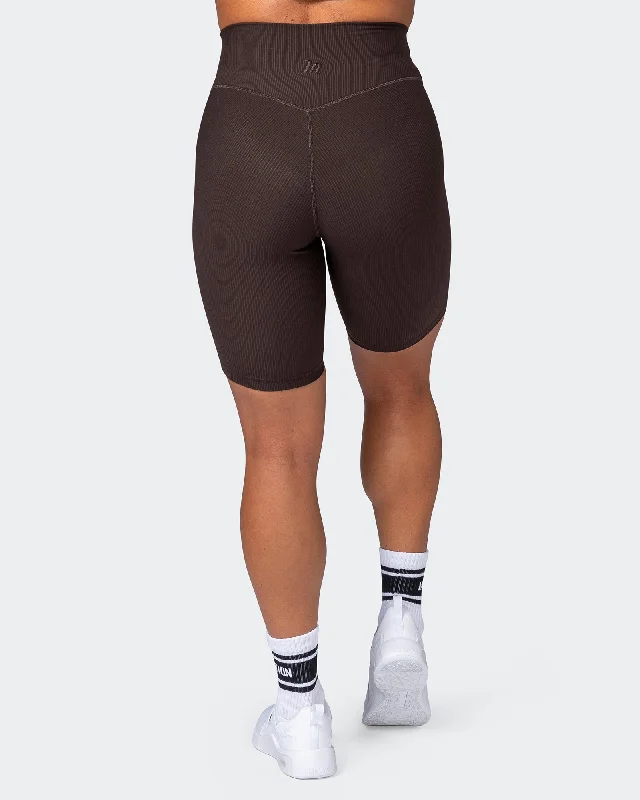 Exclusive Savings Zero Rise Rib Referee Length Shorts - Cocoa
