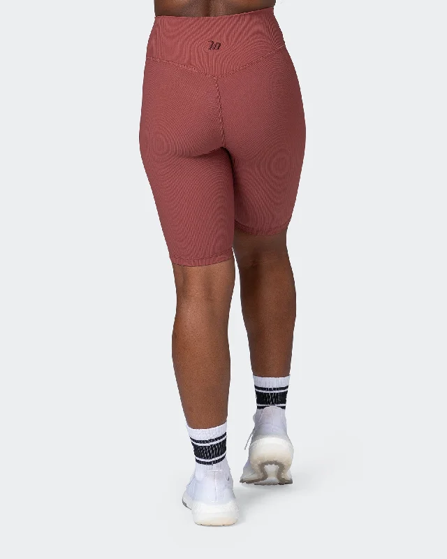 Final Markdown Zero Rise Rib Referee Length Shorts - Maple